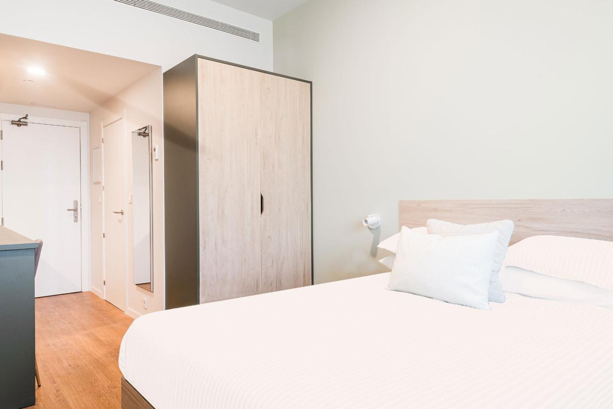 Hotel Nido Malvarrosa Valencia Room photo