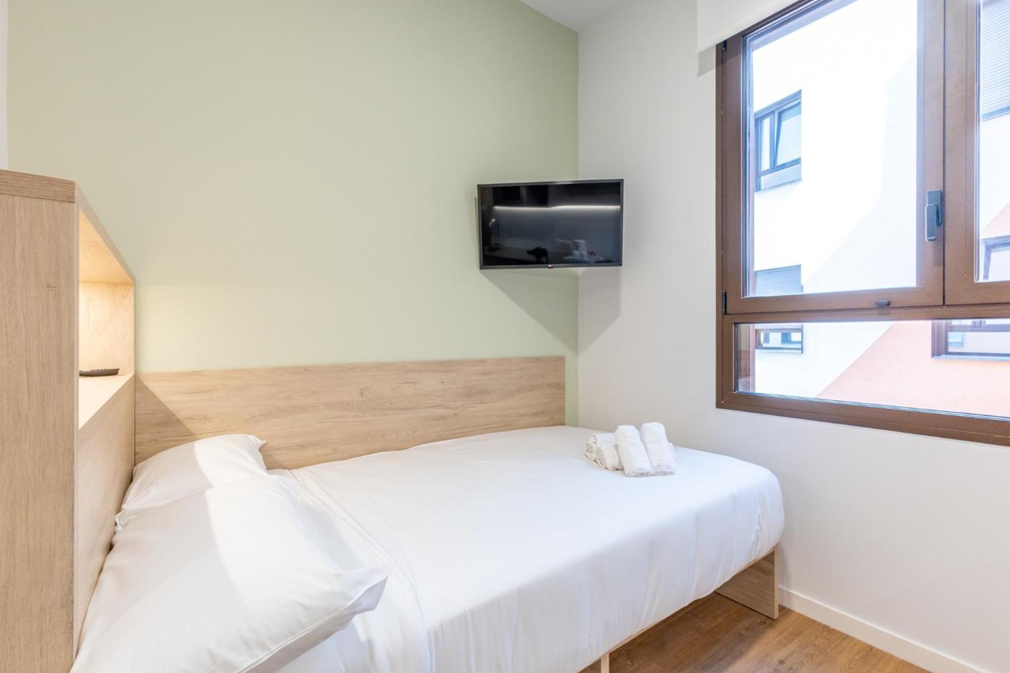 Hotel Nido Malvarrosa Valencia Room photo