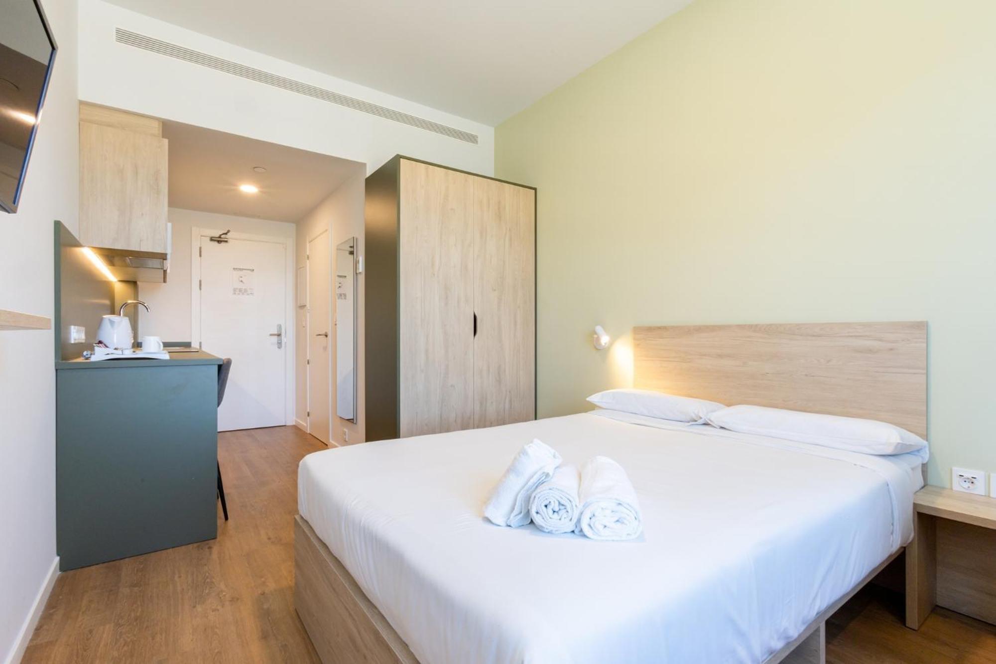 Hotel Nido Malvarrosa Valencia Room photo